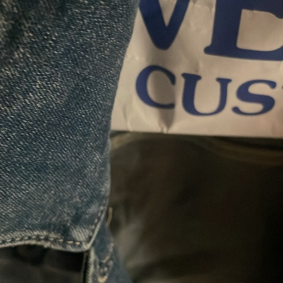 Jean jacket - Picture 5 of 7